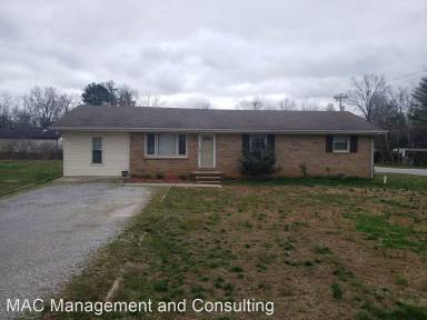 Main picture of 305 E 17th St
