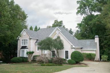 Main picture of 4419 Dunmore Rd NE