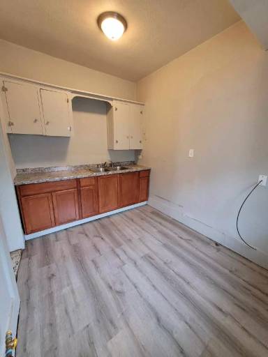 Main picture of 105 S. 13th Street - 2