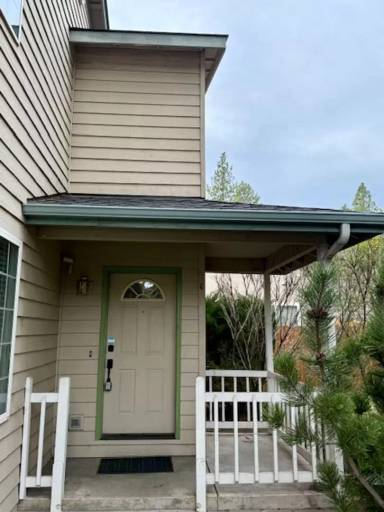 Main picture of 1290 NW Knoxville Blvd