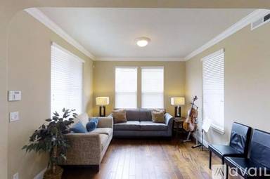 Main picture of 167 N Lafayette St