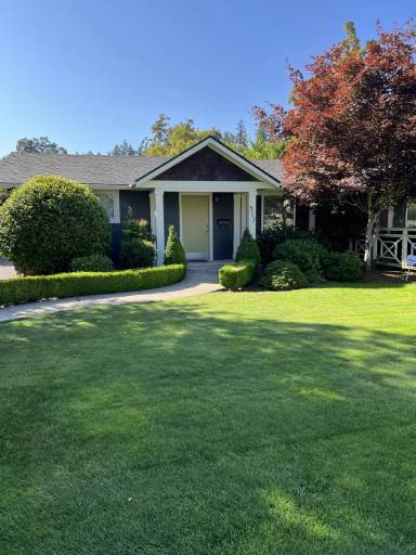 Main picture of 317 E Main St