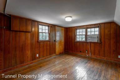 Main picture of 4504 Old Mission Rd