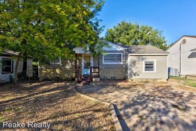 Main picture of 9809 N McKinley Ave