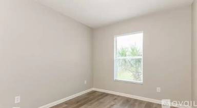 Main picture of 2319 Alclobe Cir