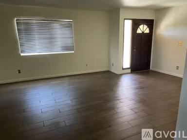 Main picture of 15157 Woodruff Pl