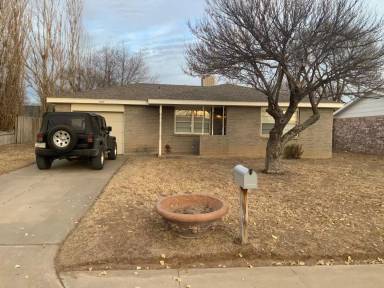 Main picture of 307 Oatis Ave
