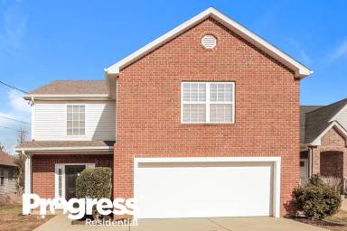 Main picture of 2805 Windcrest Trl