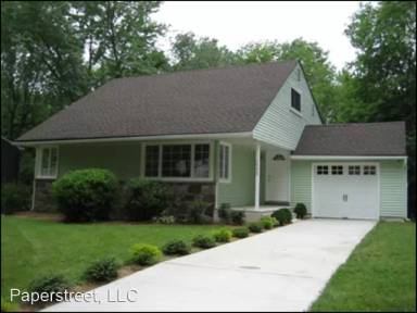 Main picture of 1601 N Bowling Green Dr
