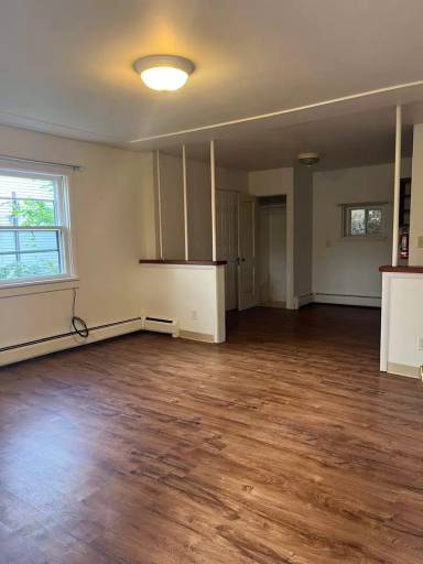 Main picture of 710 Valentine St
