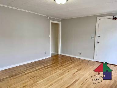 Main picture of 249 Elm St
