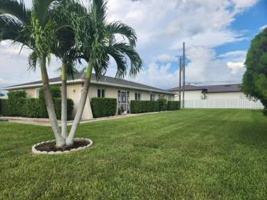 Main picture of 1623 SW Santa Barbara Pl