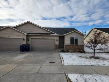 Main picture of 1801 N Roy Dr