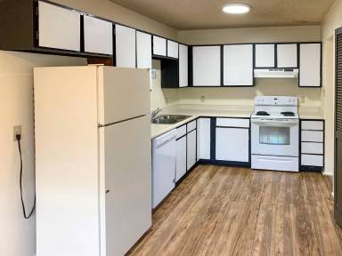 Main picture of 1041 Ponderosa Way - B