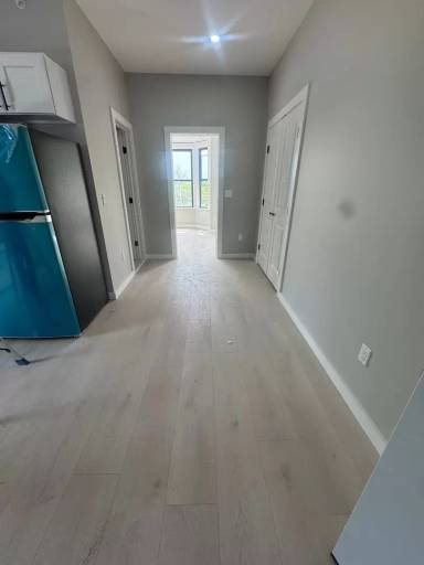 Main picture of 137 Lark St