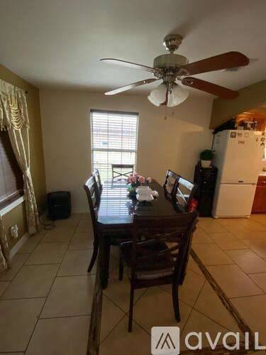 Main picture of 508 W Chavez St