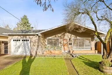 Main picture of 3539 N Arlington Pl