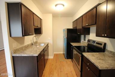 Main picture of 1642 W Morse Ave