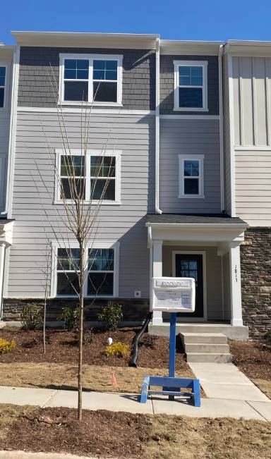 Main picture of 1839 Starlit Sky Ln