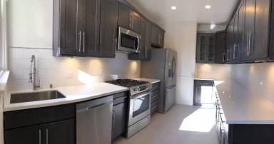 Main picture of 1438 Waller St