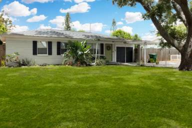 Main picture of 4013 W Wallace Ave
