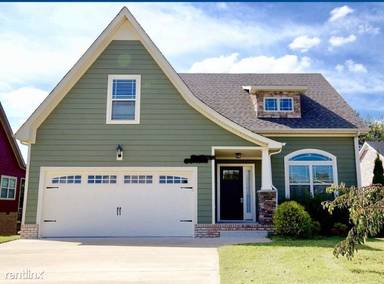 Main picture of 2240 Fairfax Dr