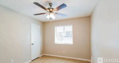 Main picture of 1007 Landing Blvd