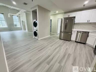 Main picture of 201 Park Ave