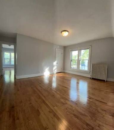 Main picture of 958 Bluff St