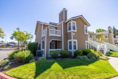 Main picture of Raintree Terrace