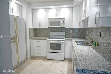 Main picture of 6851 SW 129th Ave