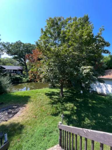 Main picture of 1lakeview Dr Round Lake Il