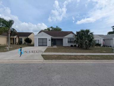 Main picture of 8404 Duval Dr