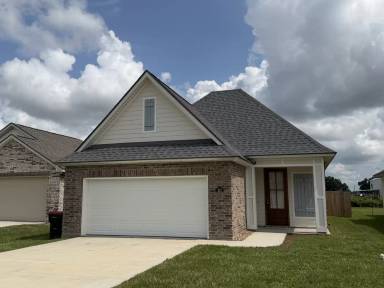 Main picture of 102 Ancona Ln