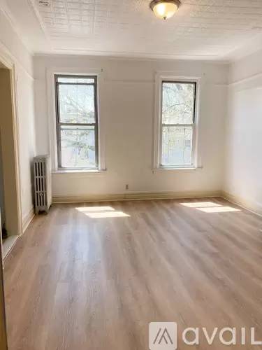 Main picture of 350 50th St