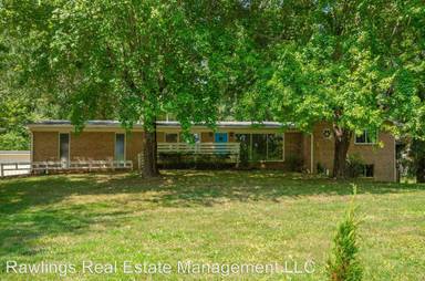 Main picture of 970 New Haw Creek Rd