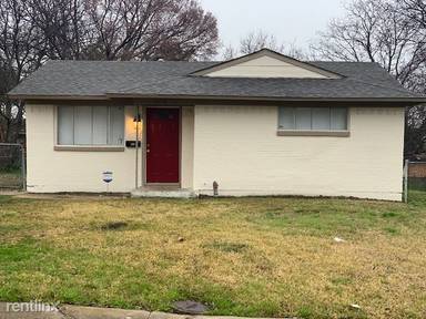 Main picture of 828 Daffodil Dr