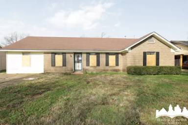 Main picture of 4375 Hawkeye St