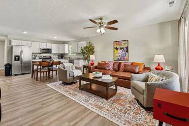 Main picture of 157 Southwind Blvd