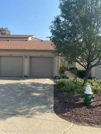 Main picture of 2557 Jackie Ln
