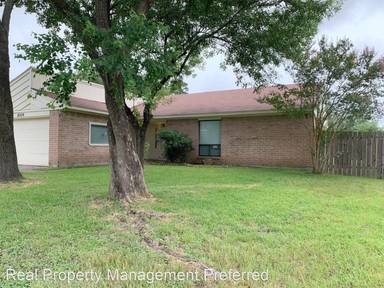 Main picture of 18526 Sweetmeadow Dr