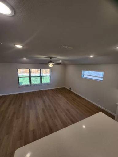Main picture of 2043 Atlantic Ave