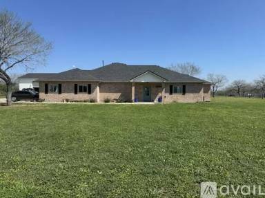 Main picture of 242 House Ave