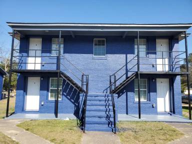 Main picture of 2218 Murchison Rd