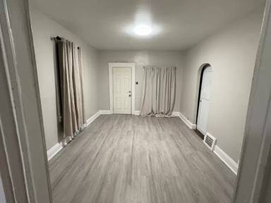 Main picture of 6723 Sebert Ave