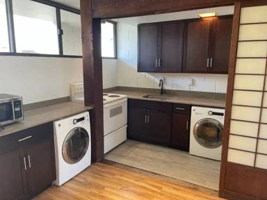 Main picture of 336 N Kuakini St