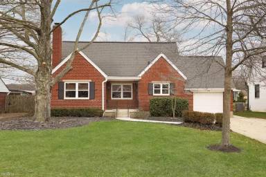 Main picture of 2104 Jervis Rd