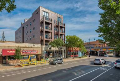 Main picture of 1412 W Morse Ave