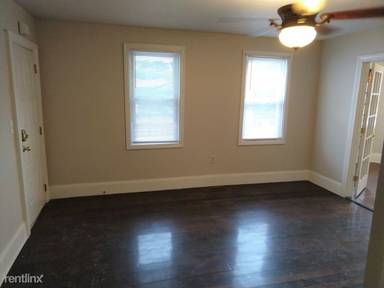 Main picture of 132 Gesler St