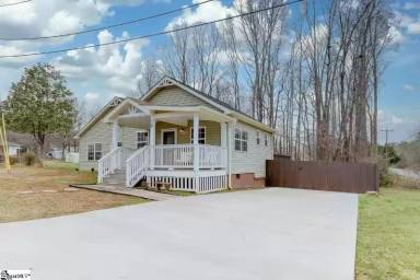 Main picture of 10 N Rockview Dr